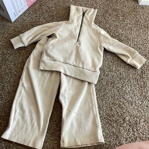 Kids noble set in cream color